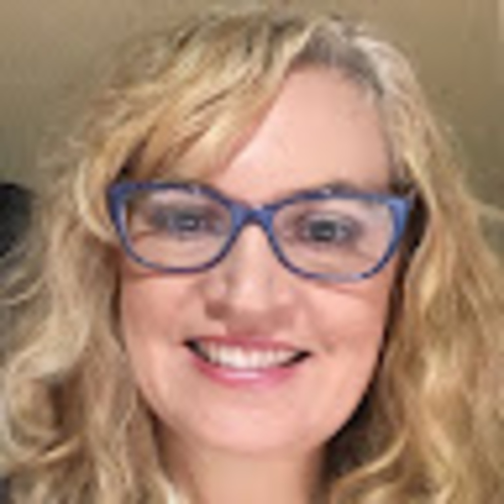 Meet your Posher, Christine